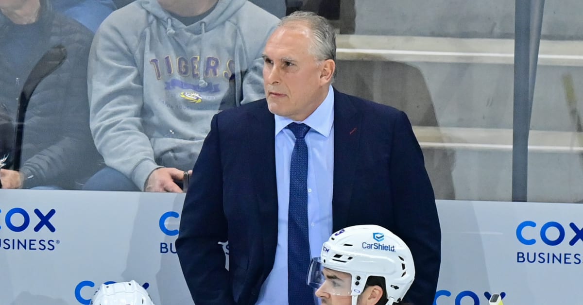 Blues Coach Craig Berube - The Hockey News St. Louis Blues News ...