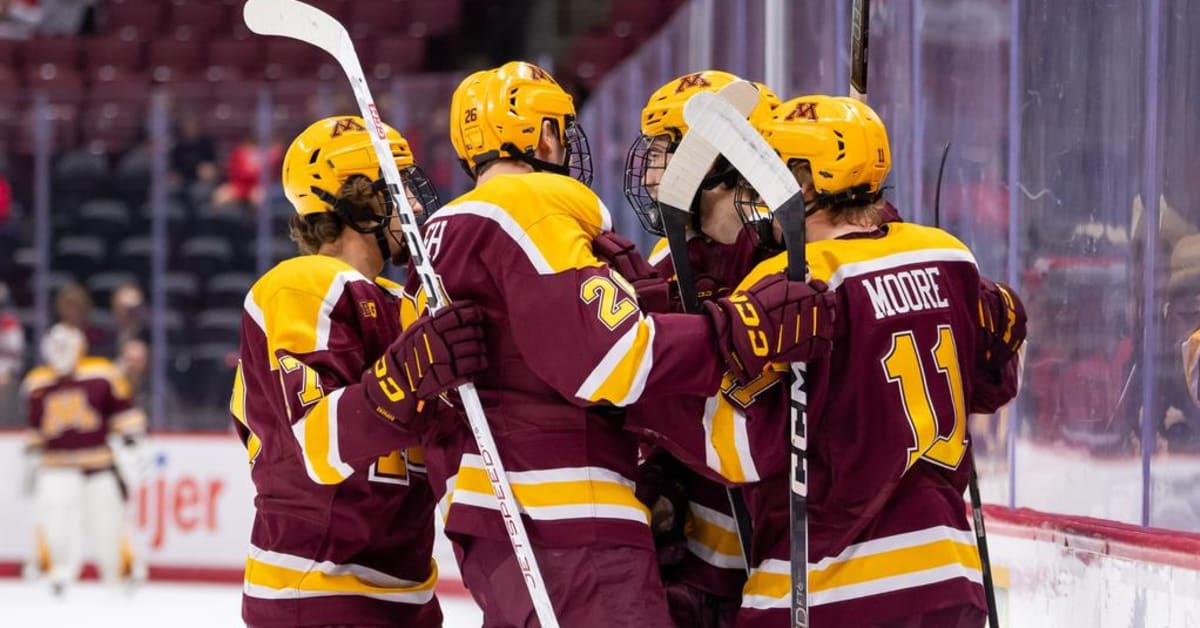 Men's College Hockey Rankings Minnesota moves up two spots, Colorado