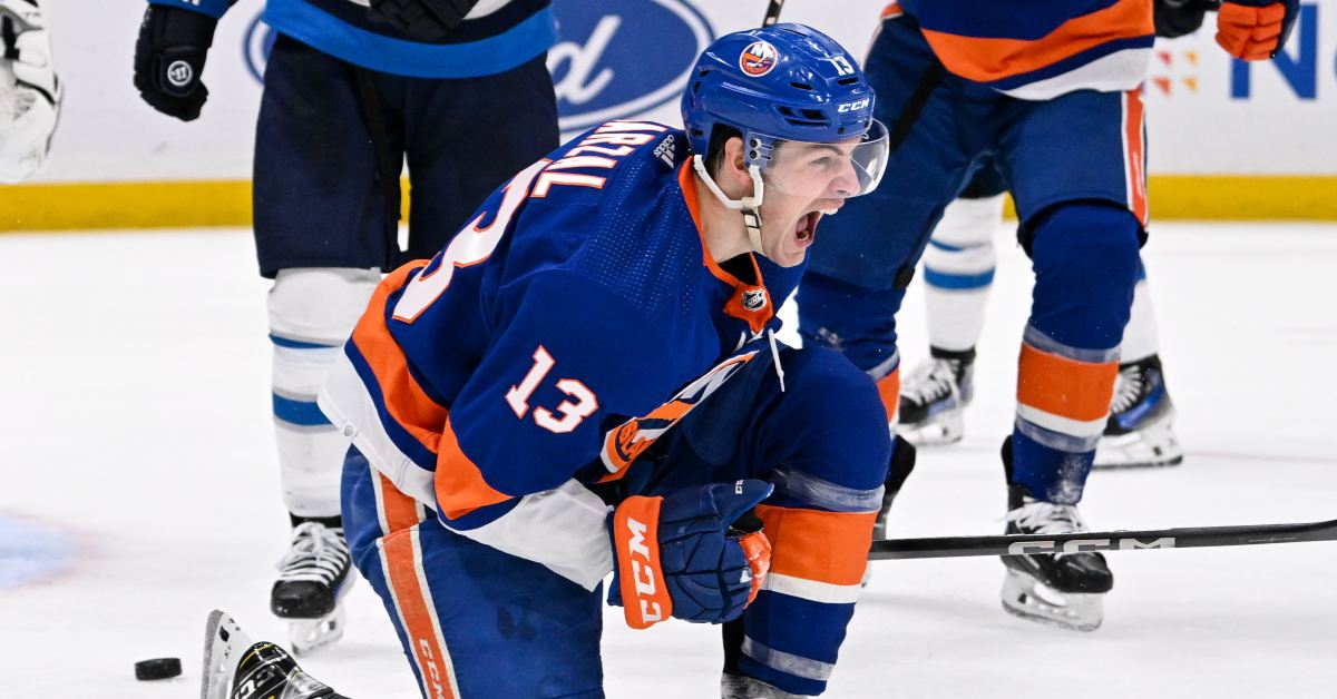 Islanders Mathew Barzal Sets New Career High With Goal Against Panthers ...