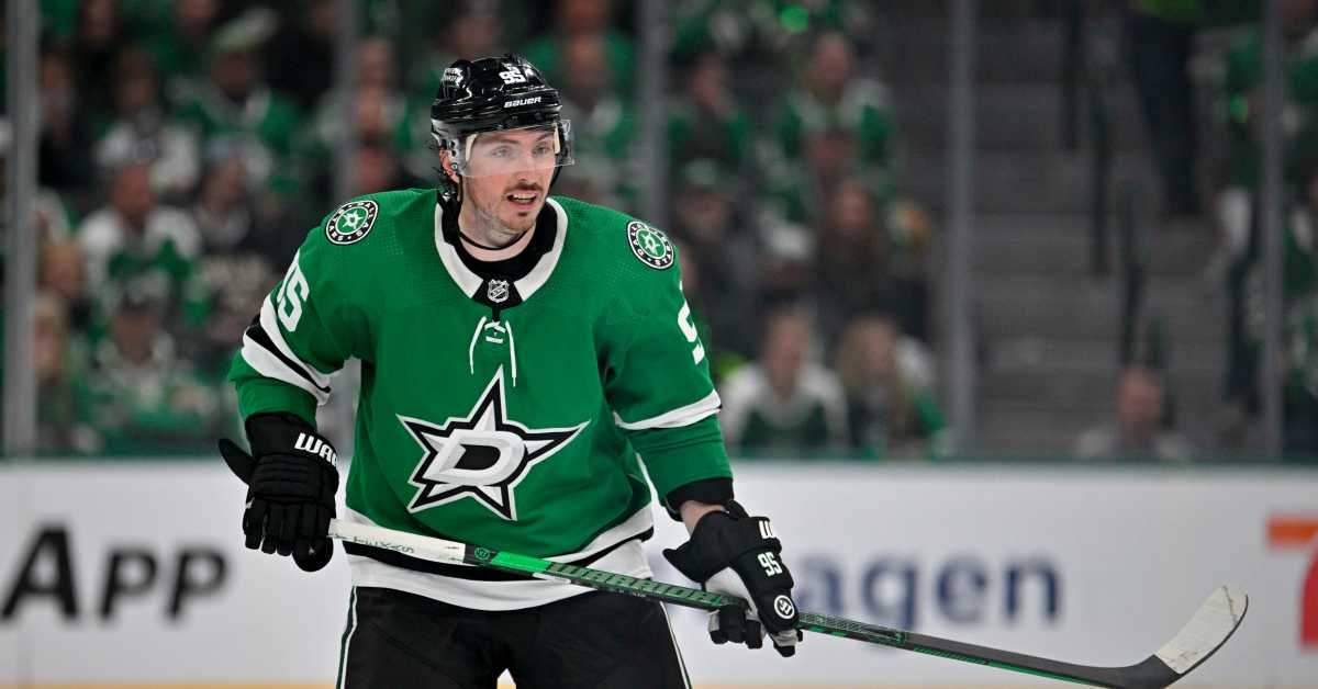 Stars Find Themselves in Familiar Hole After Game 1: Playing Catchup ...