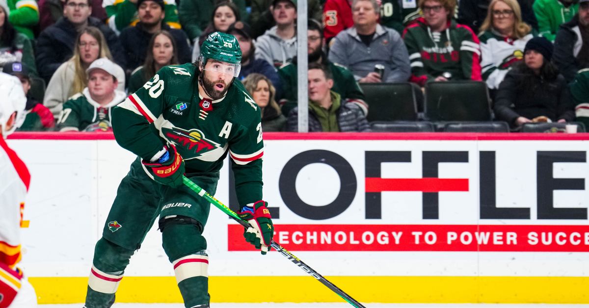 Former Wild Forward Signs in Chicago - The Hockey News Minnesota Wild ...