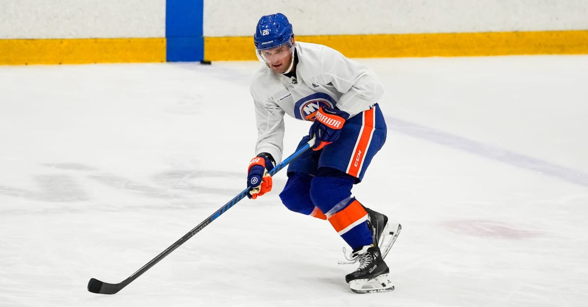 EXCLUSIVE: Islanders Oliver Wahlstrom Opens Up About Signing Qualifying ...