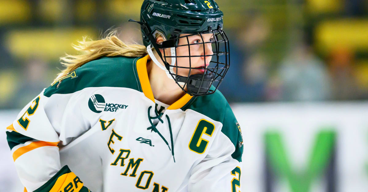 Ncaa And Usports Helping Close The Gap In International Womens Hockey The Hockey News Womens 