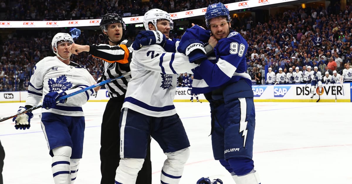 Maple Leafs' Sheldon Keefe Delivers Backhanded Compliment To How ...