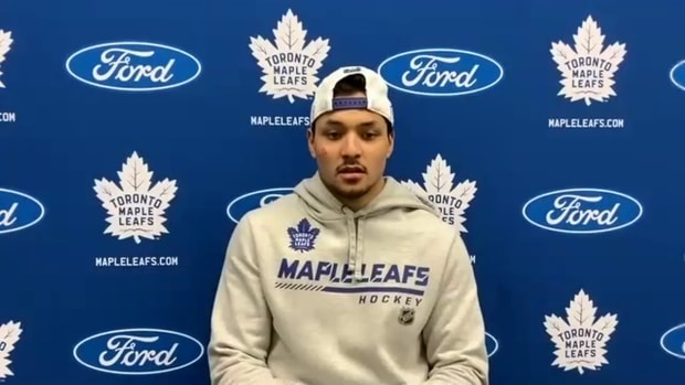 Maple Leafs' Nick Robertson on Alex Steeves: '