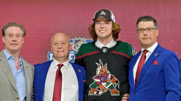 Arizona Coyotes slammed for 'inexplicable' first-round NHL Draft picks