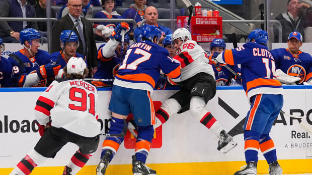 Former Islanders Participating in Marian Hossa's Farewell Game - The Hockey  News New York Islanders News, Analysis and More