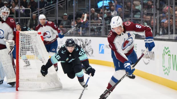 Colorado Avalanche – O'Connor 2021-23 Military MiC – Downtown's