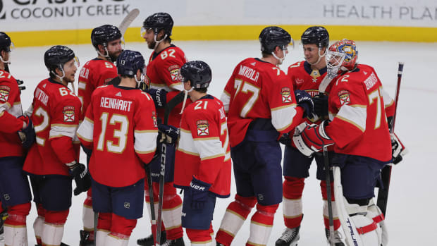 Bruce Cassidy's Golden Knights emphatically finish off Panthers to win Stanley  Cup - The Boston Globe