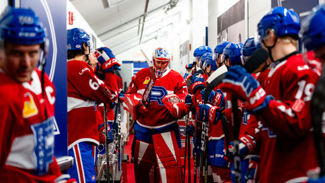 LAVAL, CANADA - APRIL 5: Syracuse Crunch v Laval Rocket at Place Bell on April 5, 2024 in Laval, QC, Canada. (Photo by LAURENT CORBEIL / Arena du Rocket Inc.)