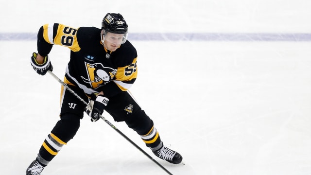 BREAKING: Guentzel is Back on the Ice, Skates Today
