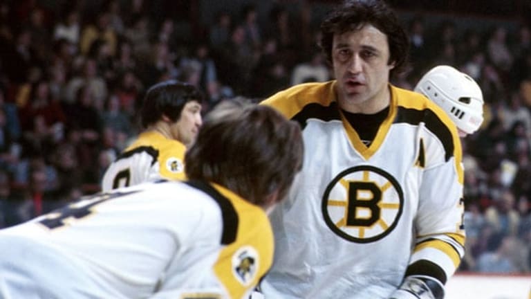 Watch: Bruins, Penguins players rock old school baseball uniforms