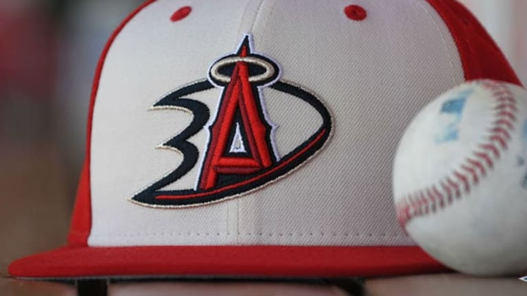 Anaheim Ducks switch things up for Angels Night as they hit the