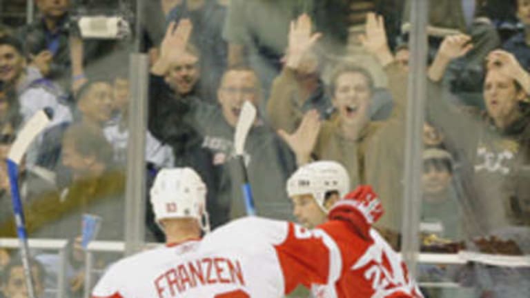 Red Wings celebrate 1996-'97 Stanley Cup with win over Capitals