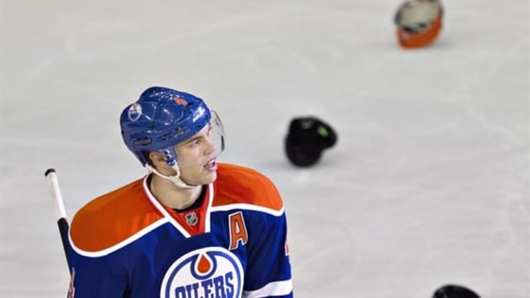 Jets shut down Oilers stars again, win Game 2 as Stastny scores in