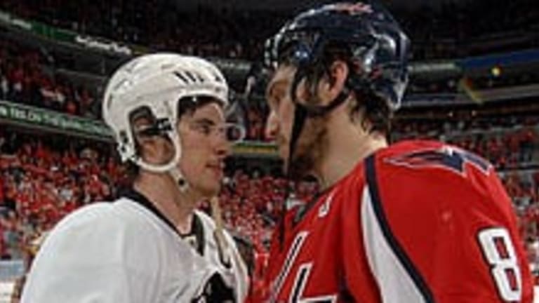 Alex Ovechkin & Sidney Crosby 2011 NHL Winter Classic Action