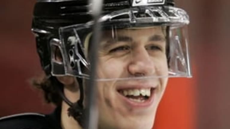 Evgeni Malkin Wins First Hart Trophy, Becomes Fourth MVP in