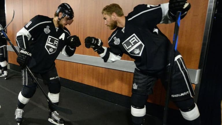 Stanley Cup finals, Los Angeles Kings Wayne Gretzky in action vs