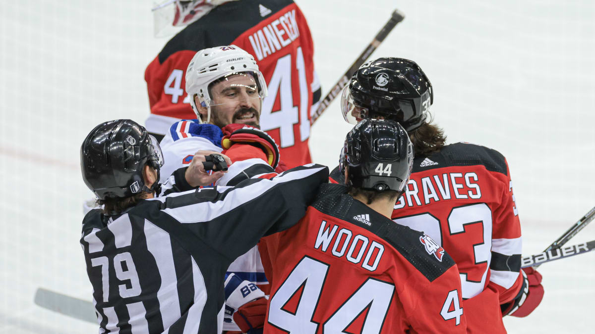 Devils and Rangers Renew Rivalry With Multiple Fights Throughout
