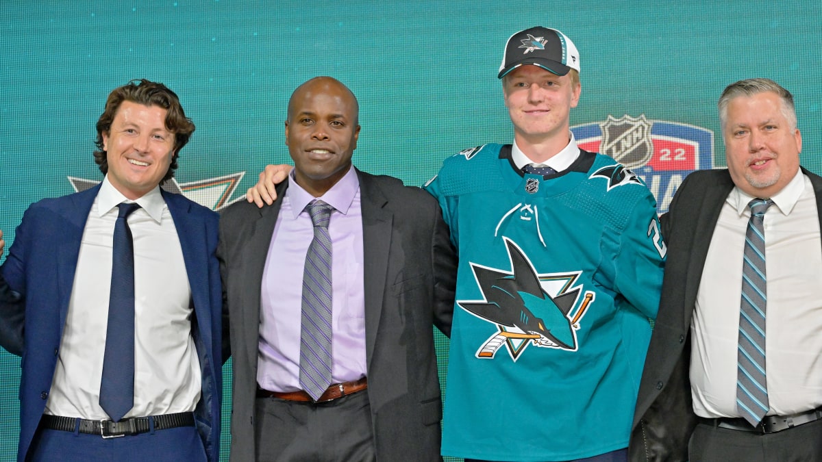 Nolan, Grier Among Sharks Expected To Play in Alumni Game Before