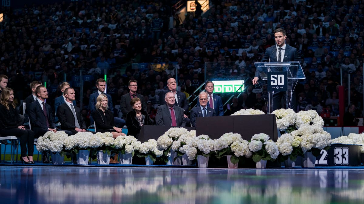 Kevin Bieksa honoured by Canucks after official announcement of