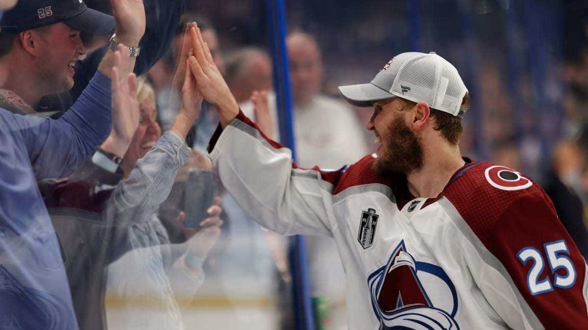 Colorado Avalanche on X: First outdoor dub, baby