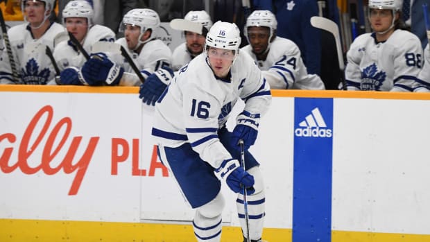 Maple Leafs’ Mitch Marner Uses His Head To Generate Scoring Chance ...