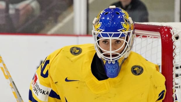 Soderberg Shines For Sweden In Euro Hockey Tour Opening Win Over ...