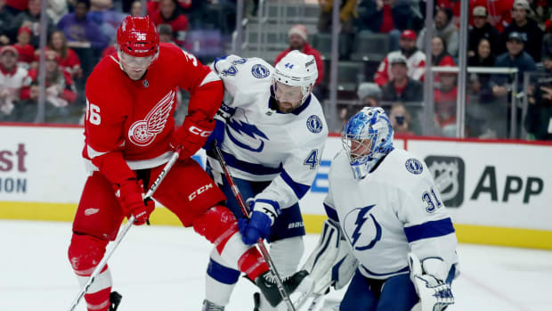 Red Wings snap six-game skid, take down Tampa Bay, 7-4 – The Oakland Press