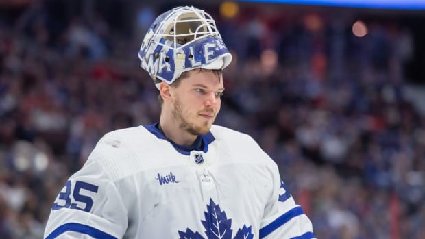 Samsonov, Woll give Maple Leafs bright outlook in goal, no Hart needed