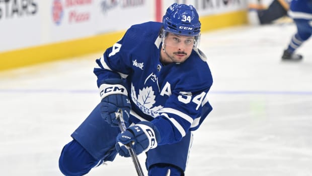 Toronto Maple Leafs 2023-24 hockey player register at