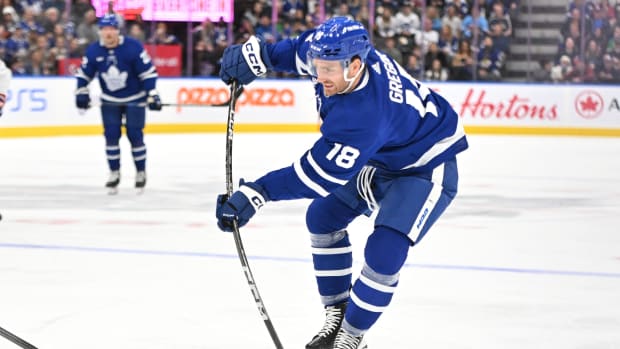 Maple Leafs' roster just about set as group gets final pre-season