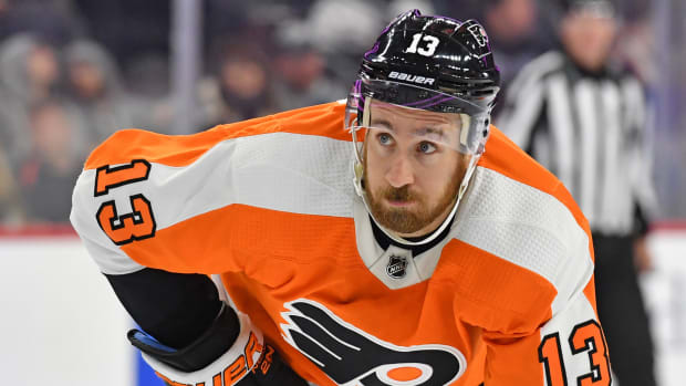 Flyers trade Kevin Hayes to St. Louis Blues