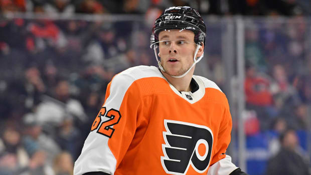 Flyers Center Questionable For Tonight's Game - The Hockey News  Philadelphia Flyers News, Analysis and More