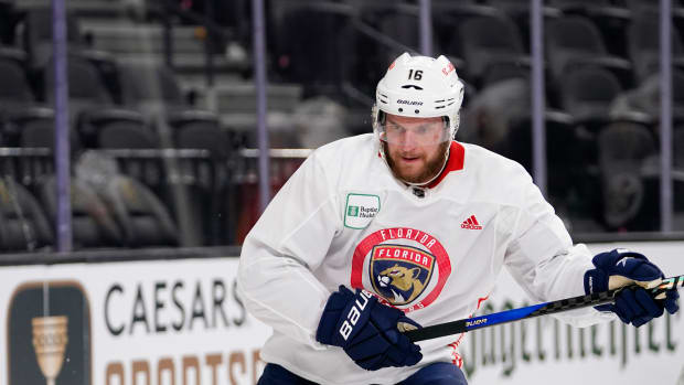 Staal brothers meet in NHL game for 11th time as they live for God
