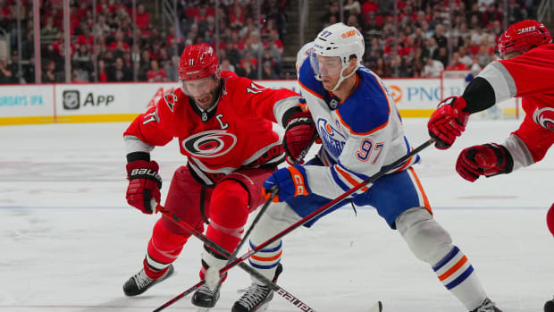 Carolina Hurricanes roster and lineup projection for 2022-23