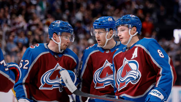 Avalanche star Nathan MacKinnon expected to miss four weeks: Is