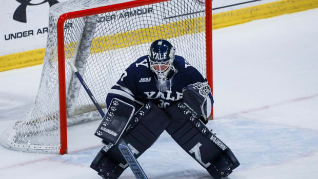 KOHA receives 25 sets of new hockey gear thanks to the NHLPA