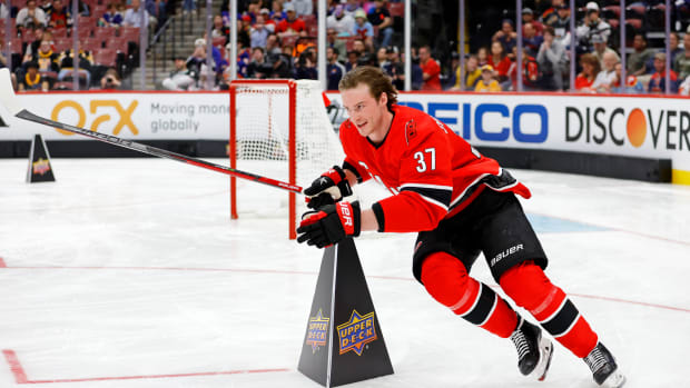 Svechnikov can only watch as Hurricanes open NHL playoffs