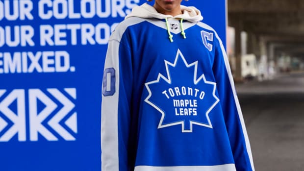 Toronto Maple Leafs unveil 'Reverse Retro' jersey