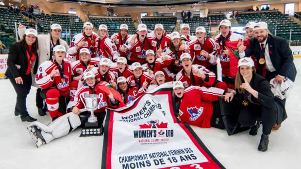 Alexander's Golden Goal Lifts Ontario Red - The Hockey News Womens News ...