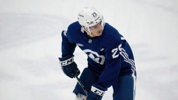 Auston Matthews 💙🥰💙  Hot hockey players, Maple leafs hockey