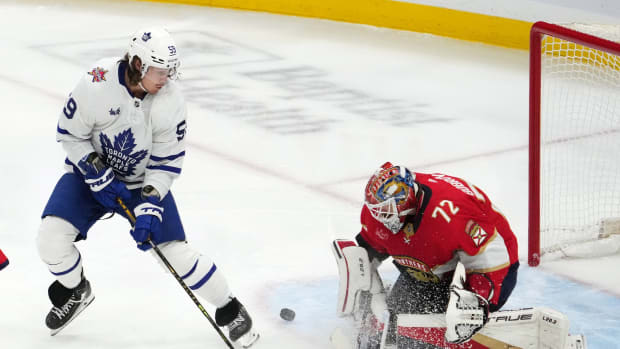 Toronto Maple Leafs hold open practice in Gravenhurst