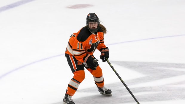 Recruiting Class: Depth And Talent Headed To Vermont - The Hockey News  Womens News, Analysis and More