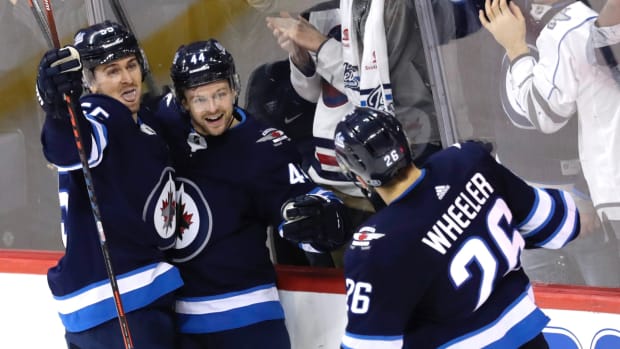 Blake Wheeler is Jets' Top Candidate as NHL Buyout Window Opens - The  Hockey News Winnipeg Jets News, Analysis and More