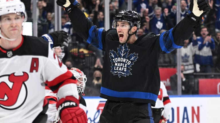 Maple Leafs team up with Justin Bieber for reversible jersey; will