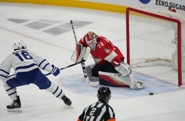 Rasmus Sandin, Alex Nylander and Michael Nylander's face last