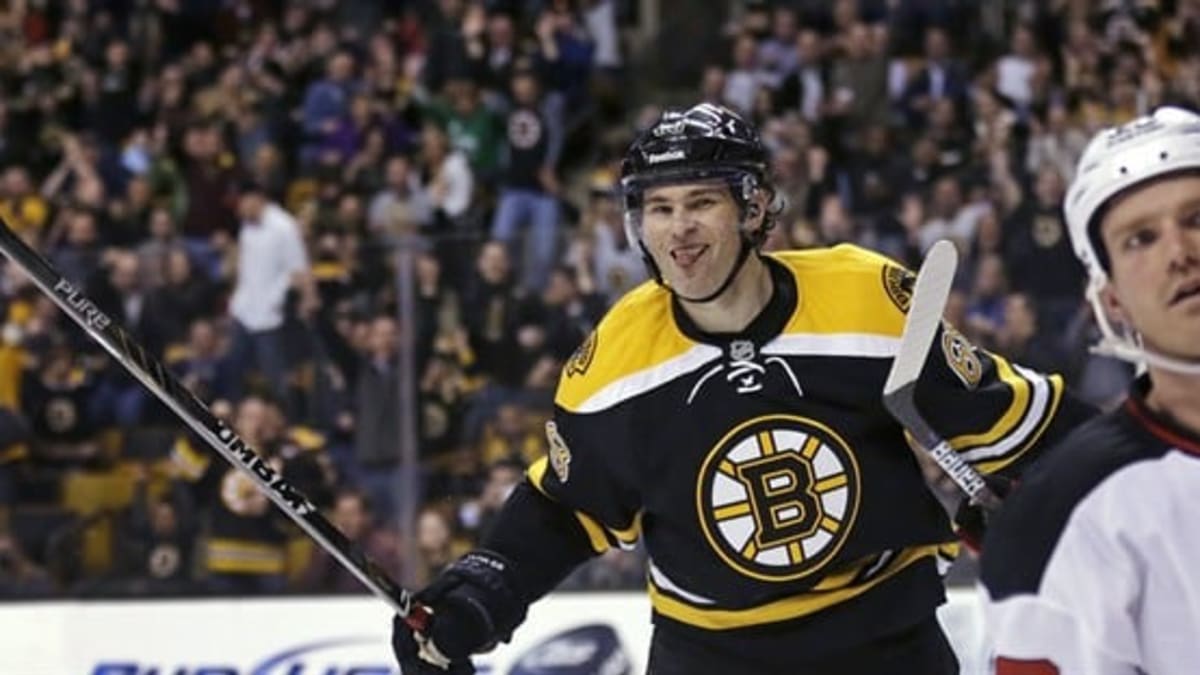 Bruins spoil Jaromir Jagr's historic night with 3-1 win over Panthers