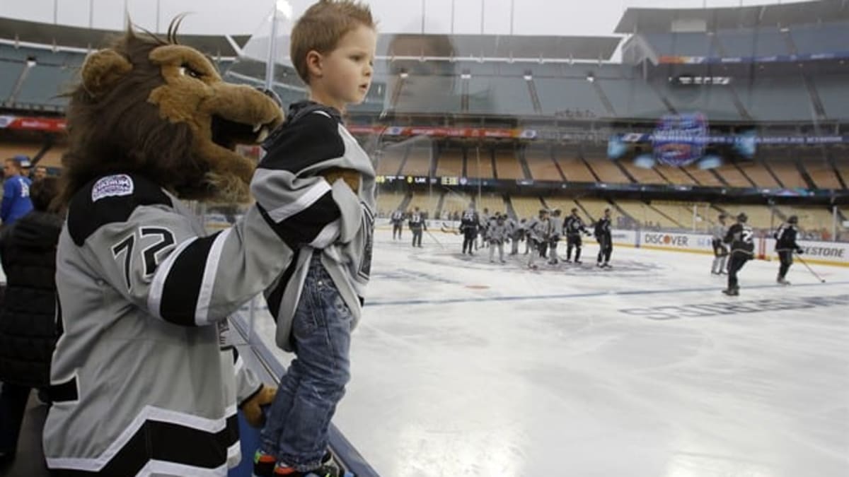 Why did the NHL pick the Kings, Ducks for the Stadium Series