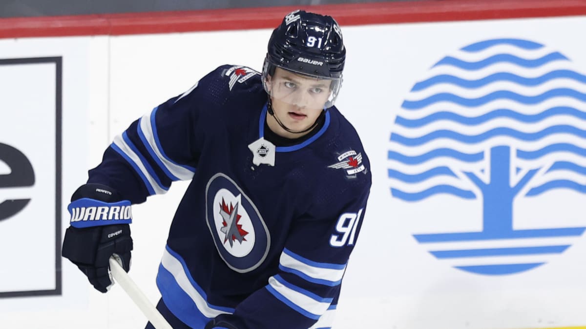 Winnipeg Jets take centre Cole Perfetti with 10th pick in NHL draft